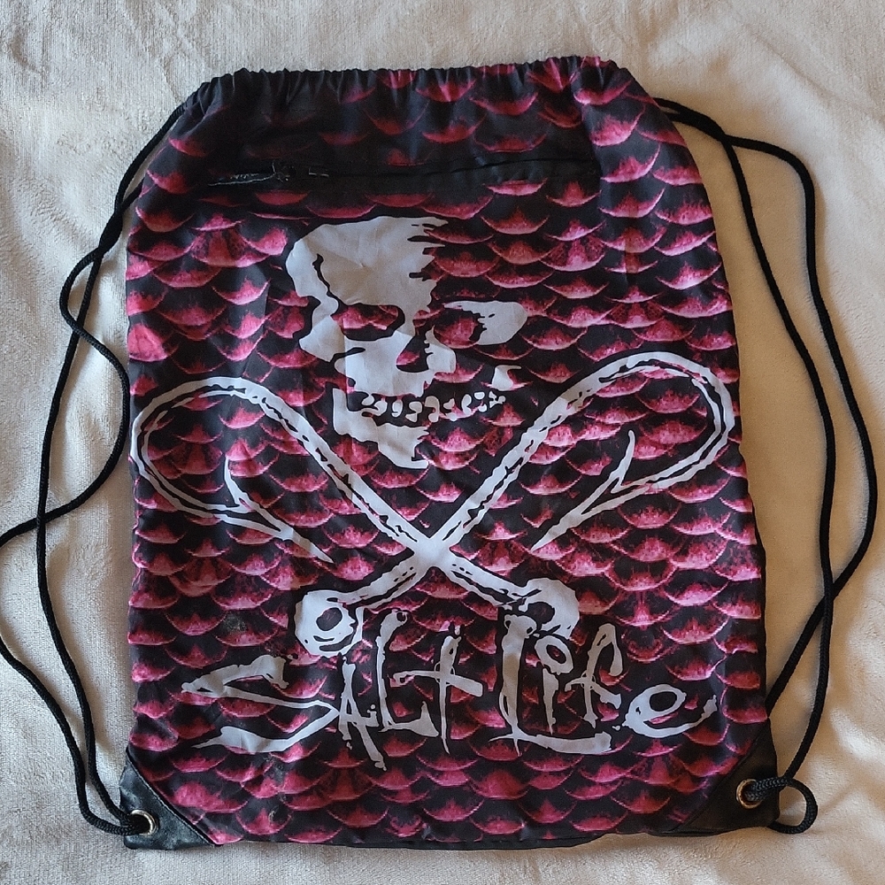 Salt Life drawstring backpack pink with skull